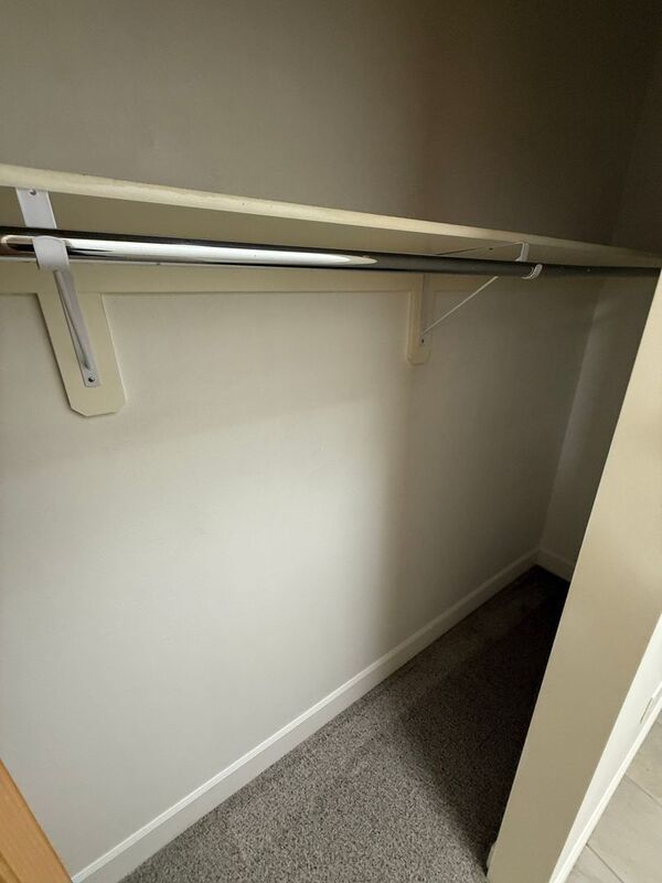 $1,445 First 3 Months Downtown Salem, Alcove Studio, 1 Bath, w/Washer & Dryer in Unit, CALL TO SCHEDULE A VIEWING, AVAILABLE NOW! property image