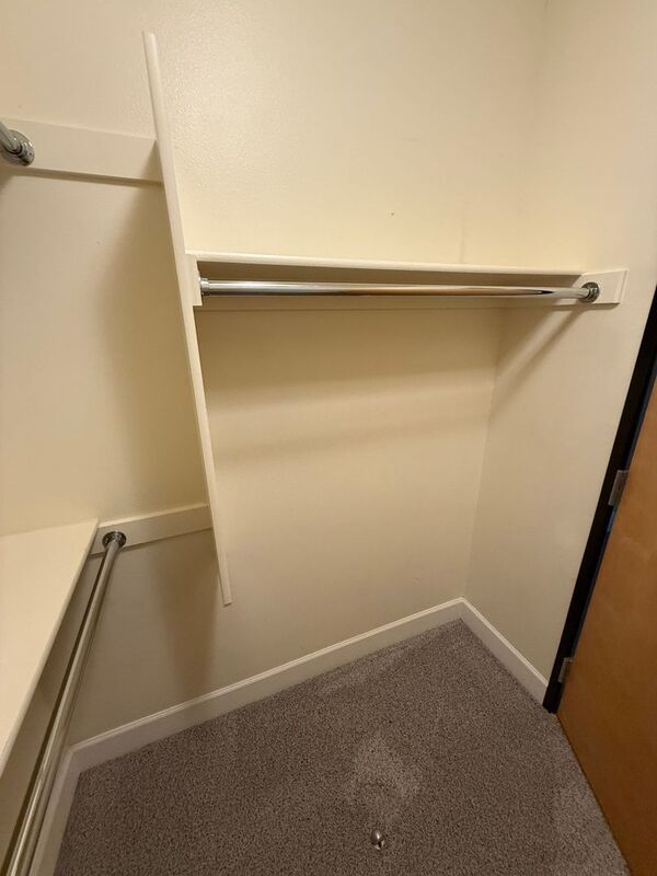 $1,445 First 3 Months Downtown Salem, Alcove Studio, 1 Bath, w/Washer & Dryer in Unit, CALL TO SCHEDULE A VIEWING, AVAILABLE NOW! property image