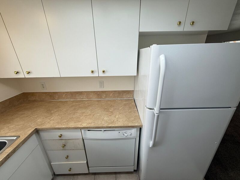 $1,475 First 3 Months, NE Salem 2 Bed + Bonus Room, 1.5 Bath, Town House, AVAILABLE NOW! property image