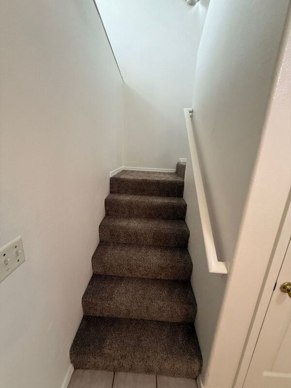 $1,475 First 3 Months, NE Salem 2 Bed + Bonus Room, 1.5 Bath, Town House, AVAILABLE NOW! property image