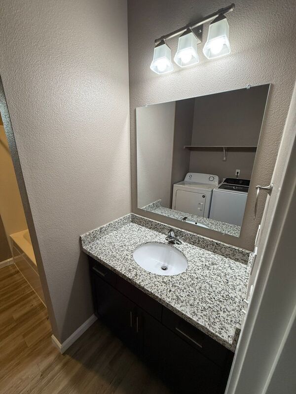 $1,190 First 3 Months, Just Listed in NE Salem! Enjoy comfortable living in this Newer Community, AVAILABLE NOW! property image