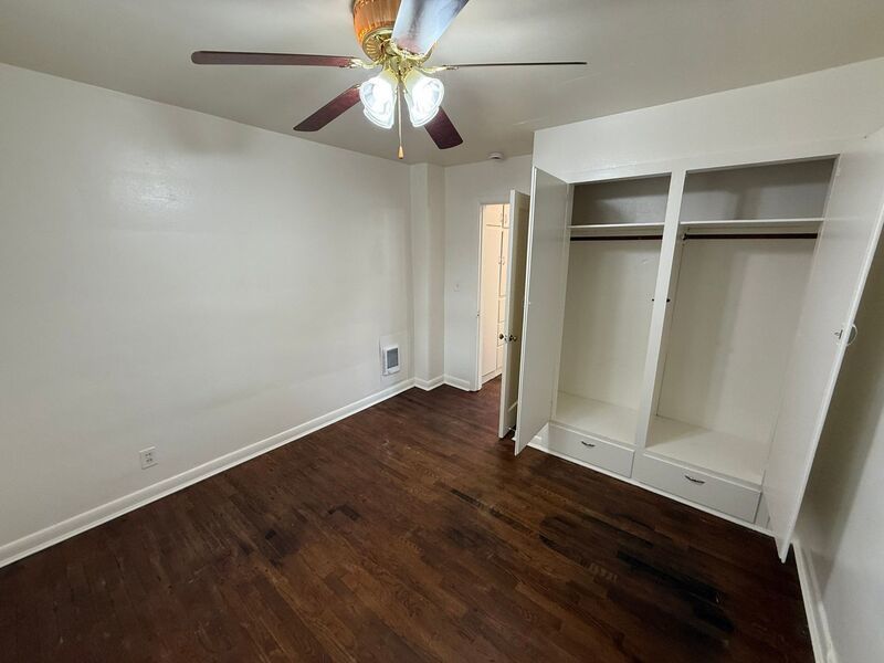 SE Salem 1 Bed, 1 Bath, in a 8-plex, AVAILABLE NOW! property image