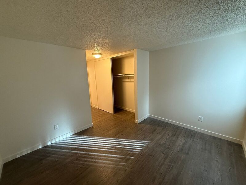 $1095 First 3 Months, NW Salem 1 Bed 1 Bath 1st Floor Apartment, W/S/G Paid, AVAILABLE NOW! property image