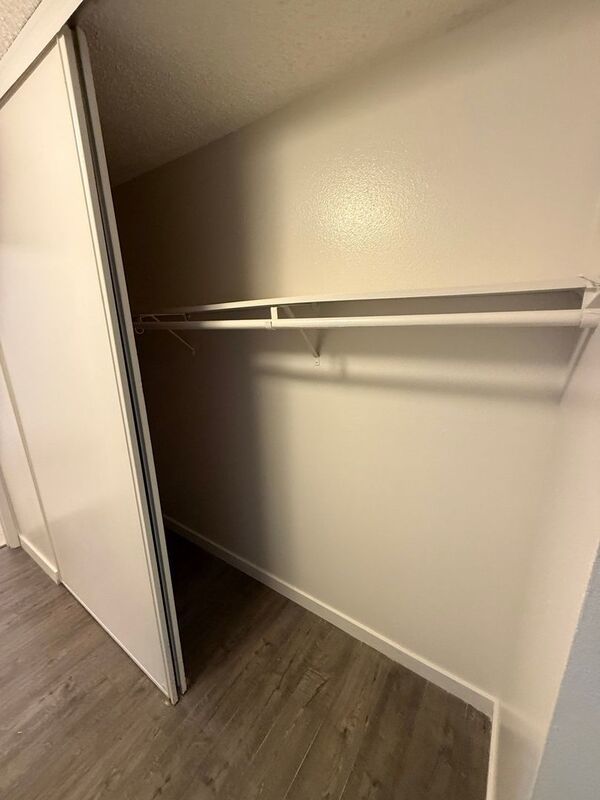 $1095 First 3 Months, NW Salem 1 Bed 1 Bath 1st Floor Apartment, W/S/G Paid, AVAILABLE NOW! property image