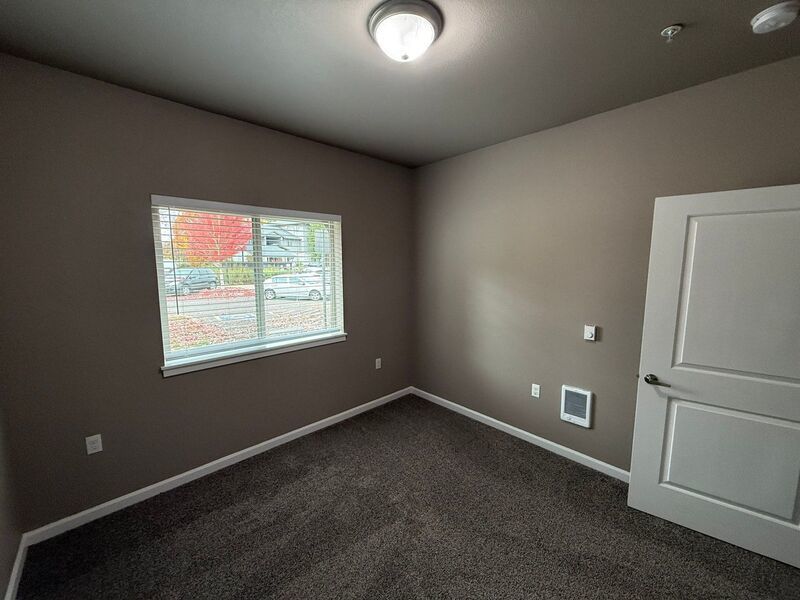 $1,690 First 3 Months, NE Newer Community 3 Bed, 2 Bath 1st Floor Apartment, Deck and AC, AVAILABLE NOW! property image