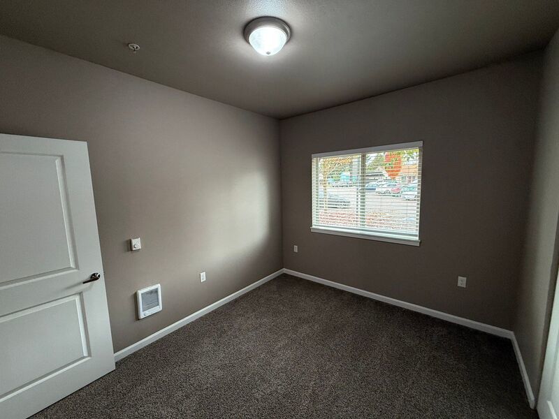 $1,690 First 3 Months, NE Newer Community 3 Bed, 2 Bath 1st Floor Apartment, Deck and AC, AVAILABLE NOW! property image