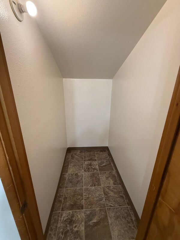 $1,195 First 3 Months, NW Salem, 1 Bed, 1 Bath, 1 Story Cottage, W/S/G Paid, W/D In Unit, AVAILABLE NOW! property image