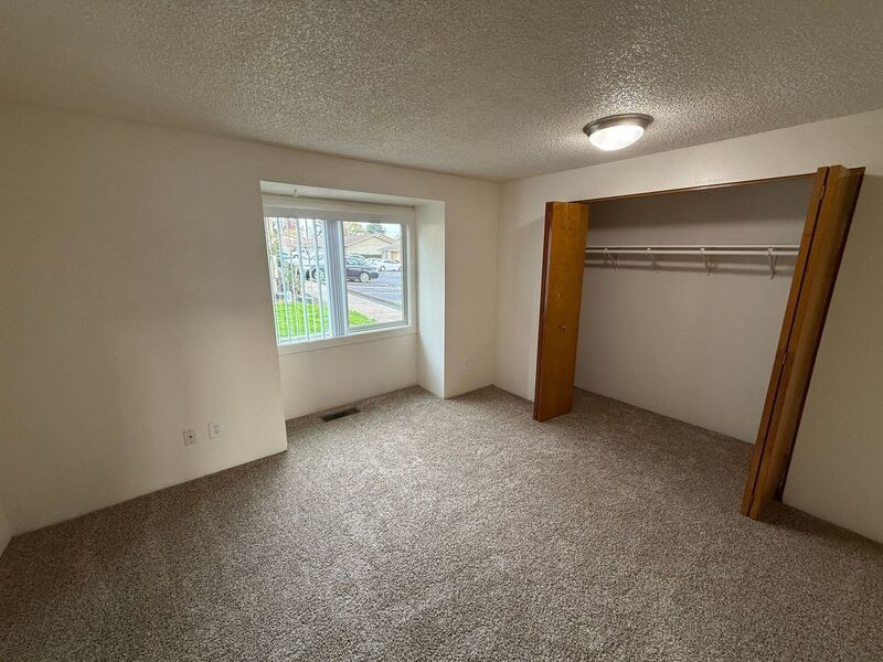 $1,195 First 3 Months, NW Salem, 1 Bed, 1 Bath, 1 Story Cottage, W/S/G Paid, W/D In Unit, AVAILABLE NOW! property image