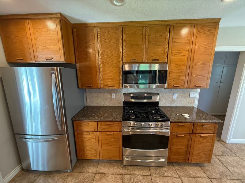 Space & Style in Keizer: Don't Miss This Beautiful 4 Bed + 4 Bonus Rooms, 3 Bath Single Family Home, AVAILABLE NOW! property image