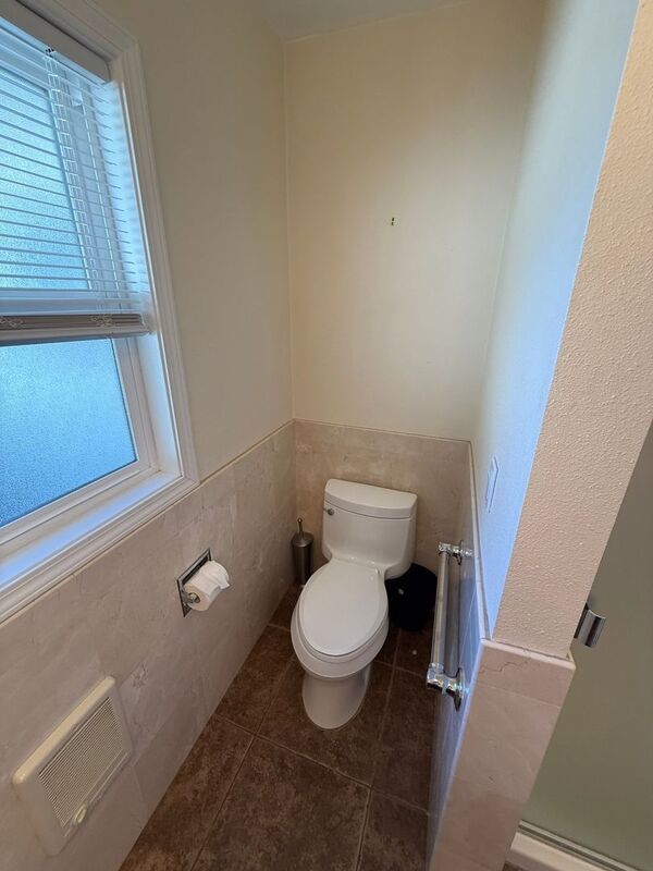 Space & Style in Keizer: Don't Miss This Beautiful 4 Bed + 4 Bonus Rooms, 3 Bath Single Family Home, AVAILABLE NOW! property image