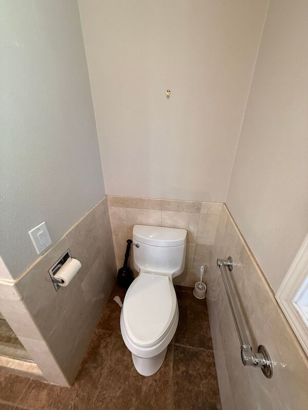 Space & Style in Keizer: Don't Miss This Beautiful 4 Bed + 4 Bonus Rooms, 3 Bath Single Family Home, AVAILABLE NOW! property image