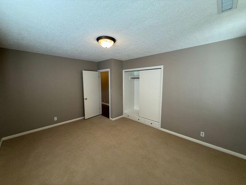 Space & Style in Keizer: Don't Miss This Beautiful 4 Bed + 4 Bonus Rooms, 3 Bath Single Family Home, AVAILABLE NOW! property image