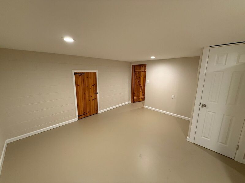 Space & Style in Keizer: Don't Miss This Beautiful 4 Bed + 4 Bonus Rooms, 3 Bath Single Family Home, AVAILABLE NOW! property image