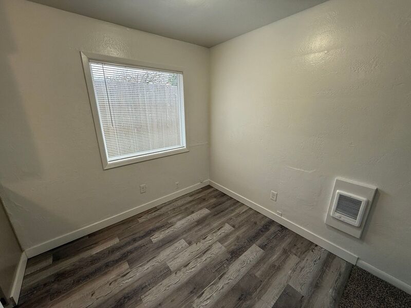 $895 First 3 Months, Charming & Convenient! 1 Bed/1 Bath Near DT – Pet Friendly, AVAILABLE NOW! property image