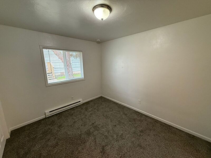 $895 First 3 Months, Charming & Convenient! 1 Bed/1 Bath Near DT – Pet Friendly, AVAILABLE NOW! property image