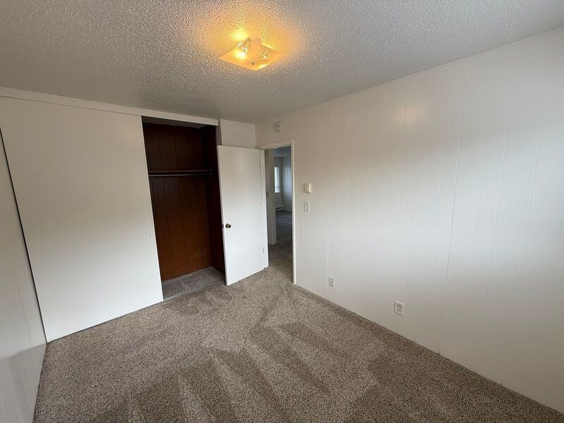 $1145 First 3 Months, SW Dallas 2 Bed, 1 Bath, 2nd Floor Apartment, W/S/G Paid, AVAILABLE NOW! property image
