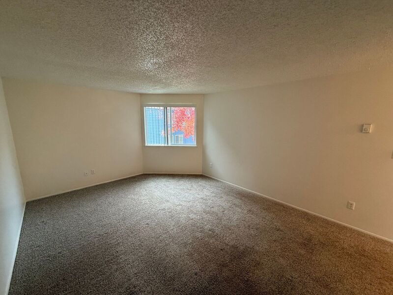 $1,145 First 3 Months, NW Salem 2 Bed, 1 Bath, 2nd Floor Apartment, Pet Friendly, AVAILABLE NOW! property image