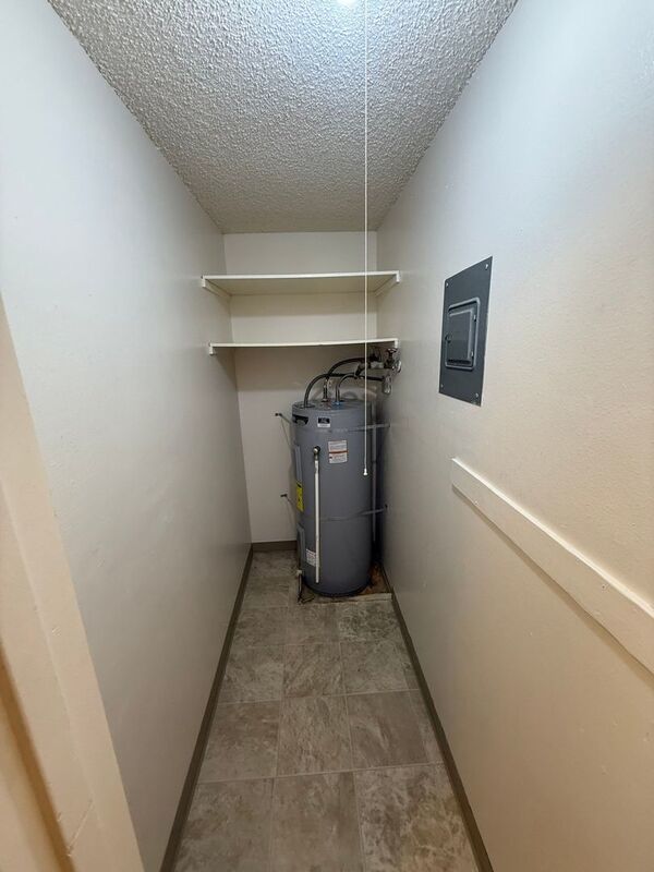 $1,145 First 3 Months, NW Salem 2 Bed, 1 Bath, 2nd Floor Apartment, Pet Friendly, AVAILABLE NOW! property image