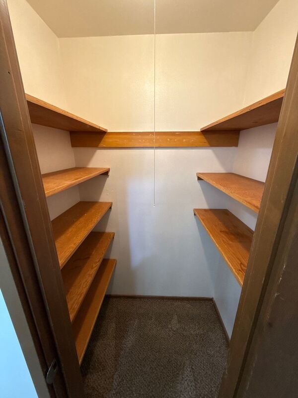 $1075 First 3 Months, SE Salem 2/1 Apartment, Close to Downtown, W/S/G Paid, AVAILABLE NOW! property image