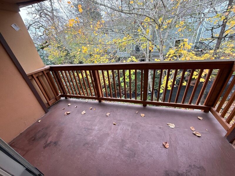 $1075 First 3 Months, SE Salem 2/1 Apartment, Close to Downtown, W/S/G Paid, AVAILABLE NOW! property image