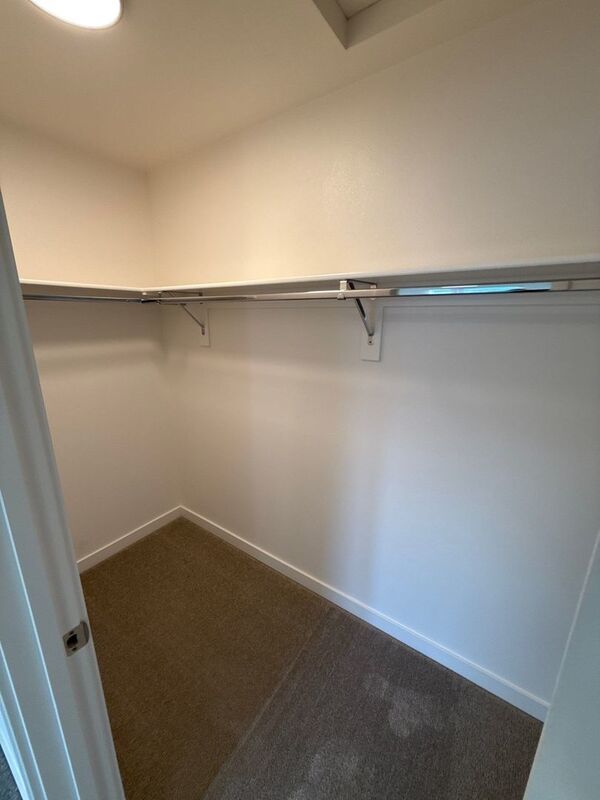 SE SALEM Beautiful 2 Bed, 2.5 Bath, Single Family Home, AVAILABLE NOW! property image