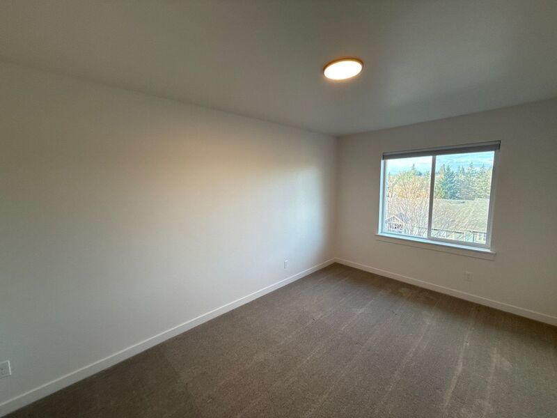 SE SALEM Beautiful 2 Bed, 2.5 Bath, Single Family Home, AVAILABLE NOW! property image