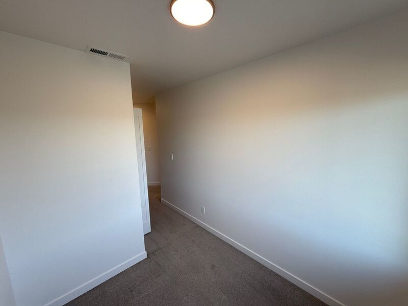 SE SALEM Beautiful 2 Bed, 2.5 Bath, Single Family Home, AVAILABLE NOW! property image