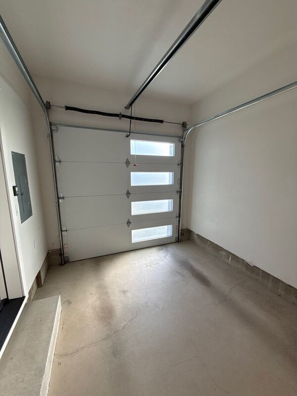 SE SALEM Beautiful 2 Bed, 2.5 Bath, Single Family Home, AVAILABLE NOW! property image