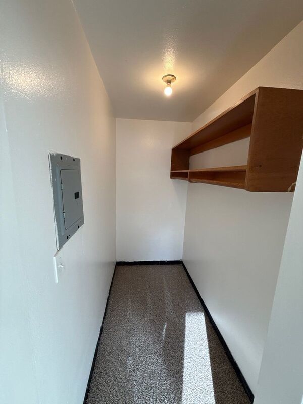 SE Salem, 1 Bed, 1 Bath, in Smaller Complex, W/S/G Paid, AVAILABLE NOW! property image