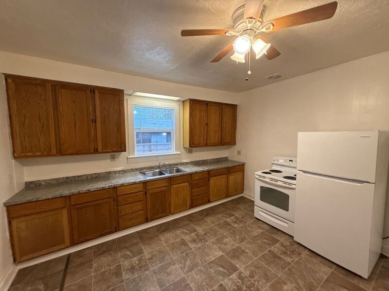 $1,595 First 3 Months, SE SALEM, 3 Bed 1 Bath Single Family Home in SE Salem, Pet Friendly, AVAILABLE NOW! property image