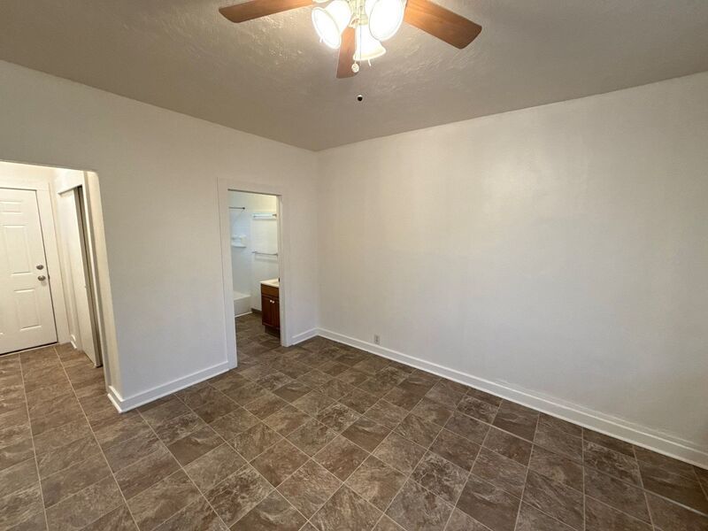 $1,595 First 3 Months, SE SALEM, 3 Bed 1 Bath Single Family Home in SE Salem, Pet Friendly, AVAILABLE NOW! property image