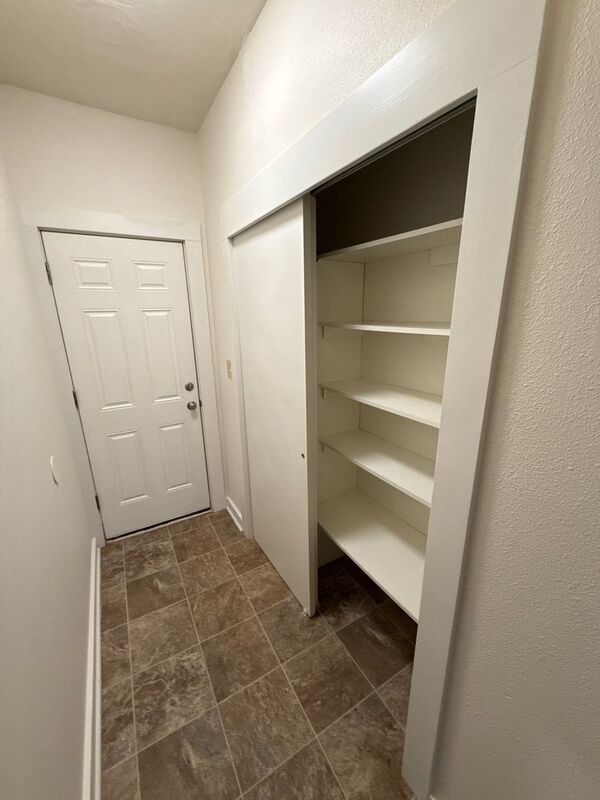 $1,595 First 3 Months, SE SALEM, 3 Bed 1 Bath Single Family Home in SE Salem, Pet Friendly, AVAILABLE NOW! property image