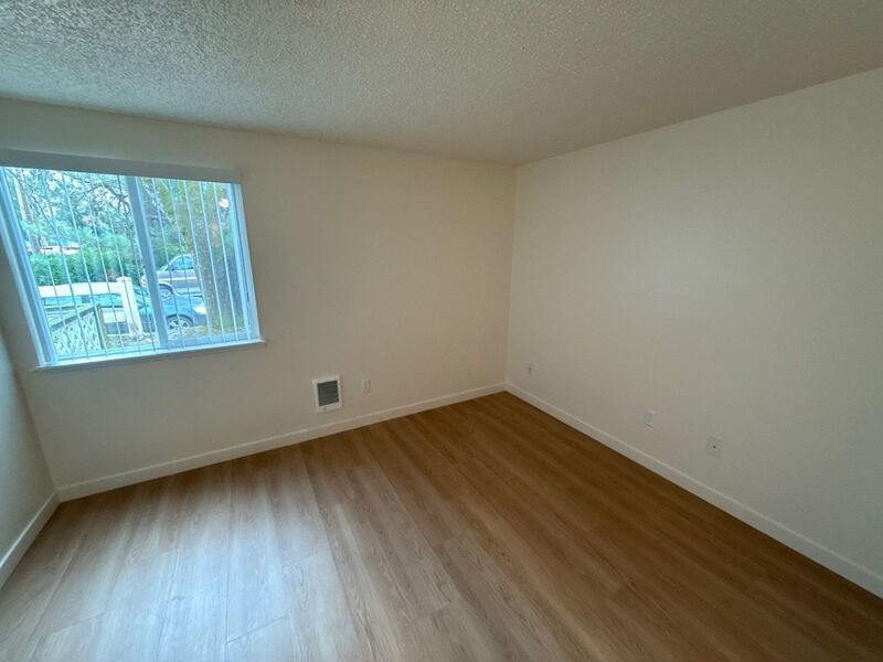 $995 First 3 Months, NW Salem, 1 Bed, 1 Bath, 1st Floor Apartment, Pet Friendly, AVAILABLE NOW! property image