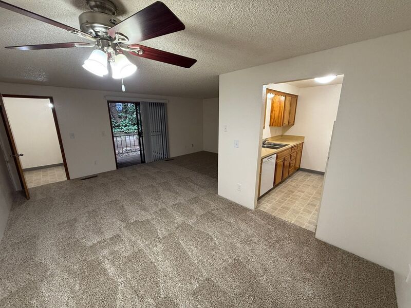 NW Salem 1 Bed, 1 Bath, 1st Floor Apartment, W/S/G Paid, COMING SOON! property image