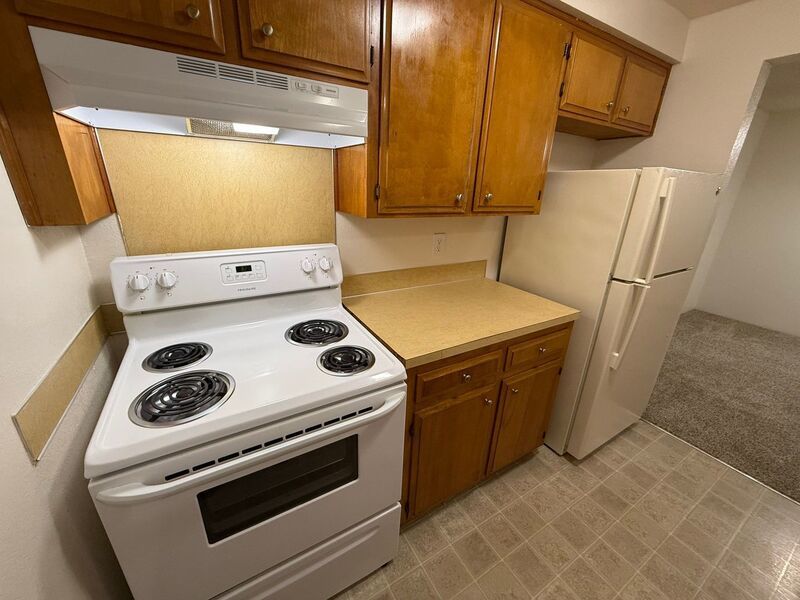 NW Salem 1 Bed, 1 Bath, 1st Floor Apartment, W/S/G Paid, COMING SOON! property image