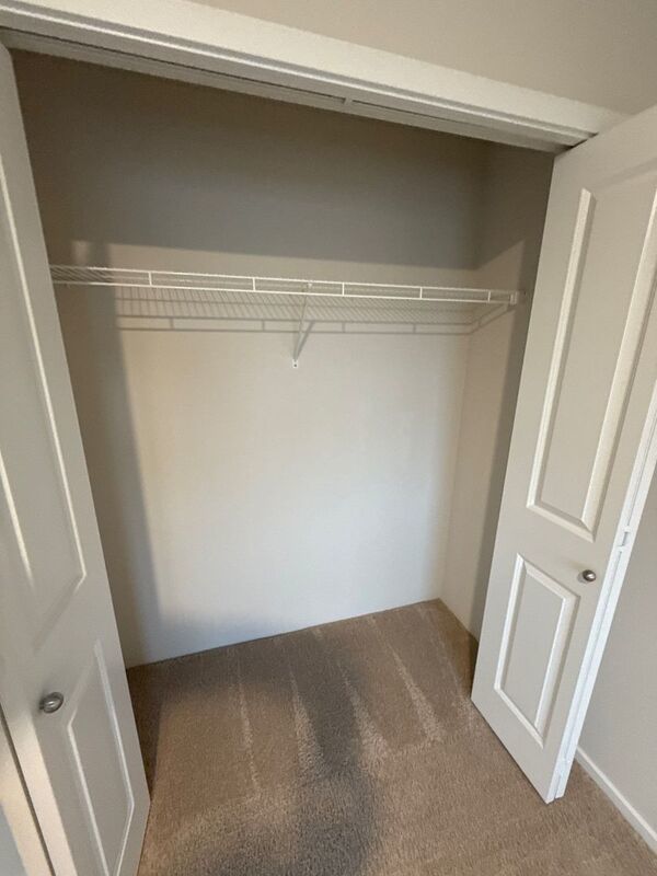 NE Salem, Beautiful Single Family Home 3 Bed + Bonus Room, 2.5 Bath, AVAILABLE NOW! property image