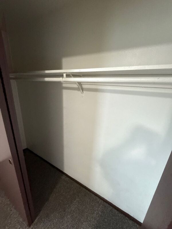 $1,545 First 3 Months, NE Salem 3 Bed, 1 Bath, 2nd Floor Apartment, Pet's are Welcome, AVAILABLE NOW! property image