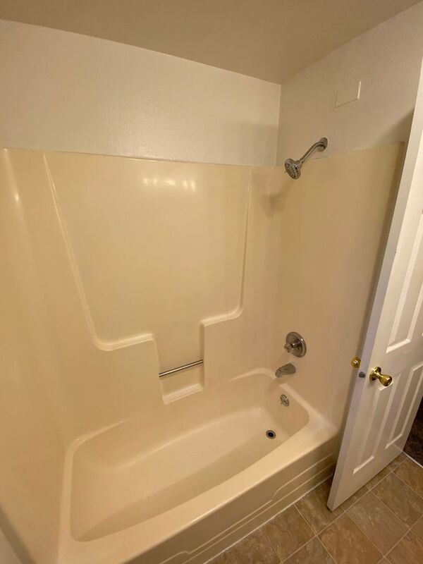 S Salem 2 Bed 1 Bed 1 Floor Apartment, W/D Hookups. Pet Friendly, COMING SOON! property image