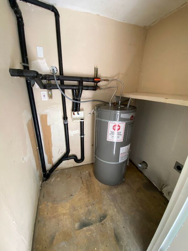 S Salem 2 Bed 1 Bed 1 Floor Apartment, W/D Hookups. Pet Friendly, COMING SOON! property image