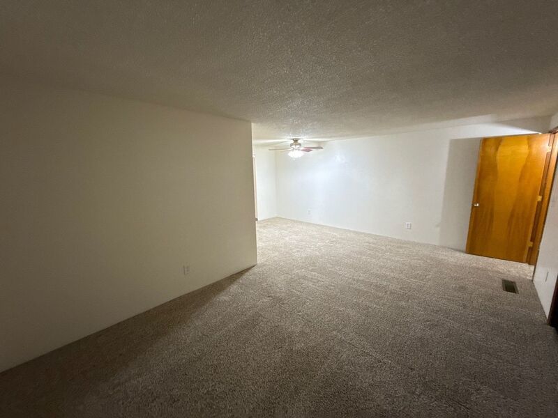 $1,125 First 3 Months, NW Salem 1 Bed, 1 Bath, 1st Floor Apartment, W/S/G Paid, AVAILABLE NOW! property image