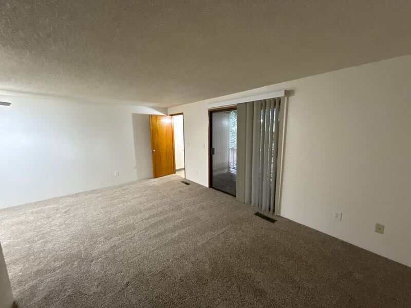 $1,125 First 3 Months, NW Salem 1 Bed, 1 Bath, 1st Floor Apartment, W/S/G Paid, AVAILABLE NOW! property image