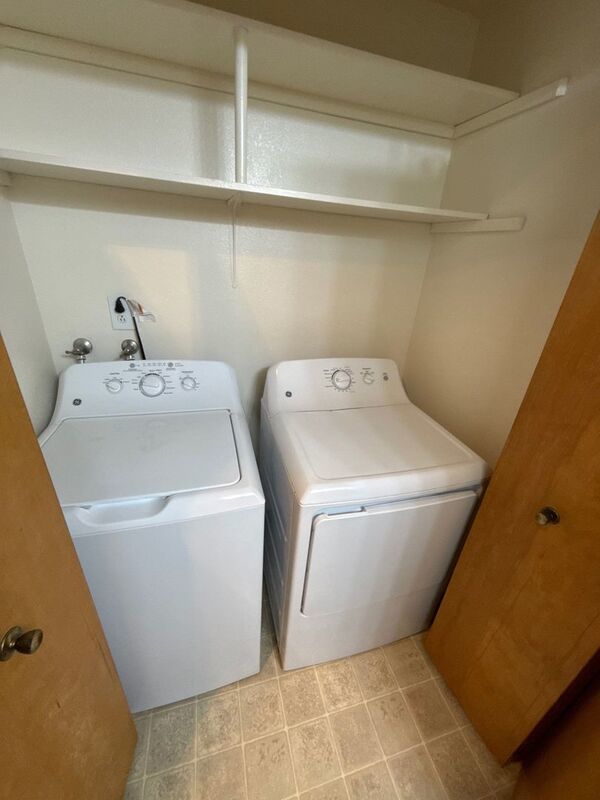 $1,125 First 3 Months, NW Salem 1 Bed, 1 Bath, 1st Floor Apartment, W/S/G Paid, AVAILABLE NOW! property image