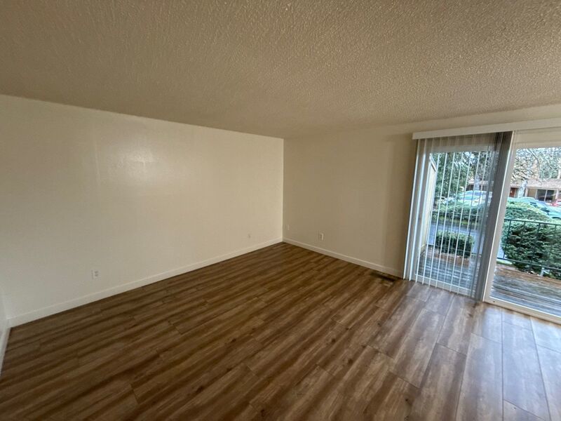 $1,195 First 3 Months, NW Salem 1 Bed, 1 Bath, Cottage, W/S/G Paid, W/D In Unit, AVAILABLE NOW! property image