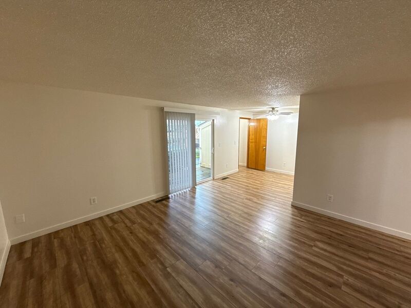 $1,195 First 3 Months, NW Salem 1 Bed, 1 Bath, Cottage, W/S/G Paid, W/D In Unit, AVAILABLE NOW! property image