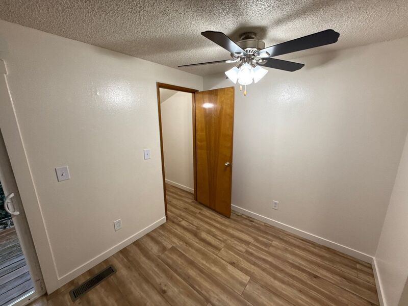 $1,195 First 3 Months, NW Salem 1 Bed, 1 Bath, Cottage, W/S/G Paid, W/D In Unit, AVAILABLE NOW! property image