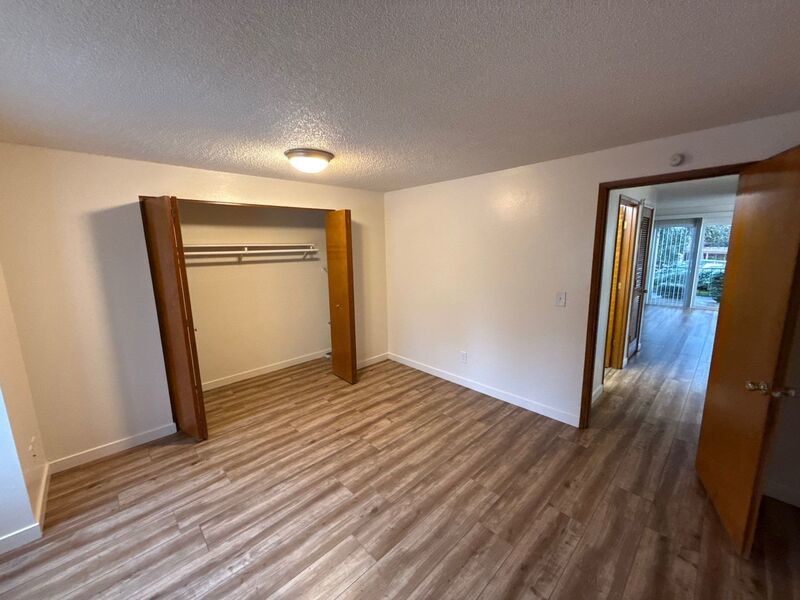 $1,195 First 3 Months, NW Salem 1 Bed, 1 Bath, Cottage, W/S/G Paid, W/D In Unit, AVAILABLE NOW! property image