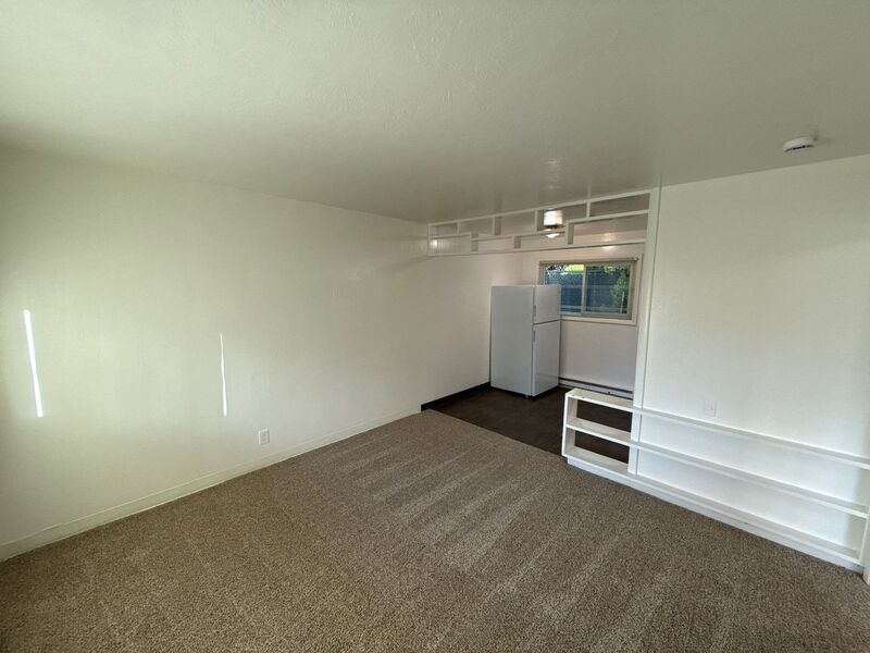$895 First 3 Months, SE Salem 1 Bed, 1 Bath, Apartment, Laundry On Site, Pet Friendly, AVAILABLE NOW! property image