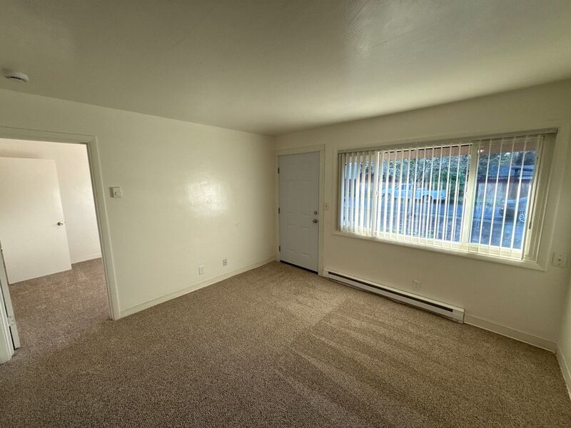 $895 First 3 Months, SE Salem 1 Bed, 1 Bath, Apartment, Laundry On Site, Pet Friendly, AVAILABLE NOW! property image