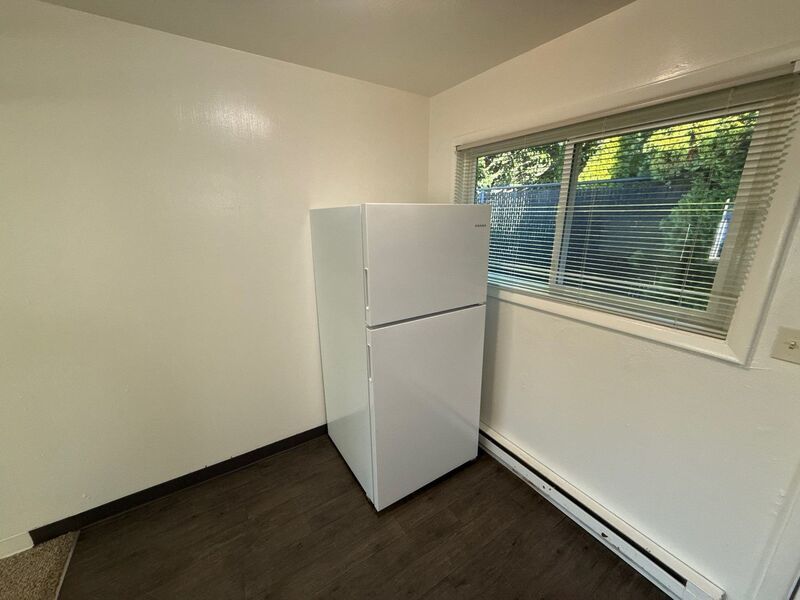 $895 First 3 Months, SE Salem 1 Bed, 1 Bath, Apartment, Laundry On Site, Pet Friendly, AVAILABLE NOW! property image