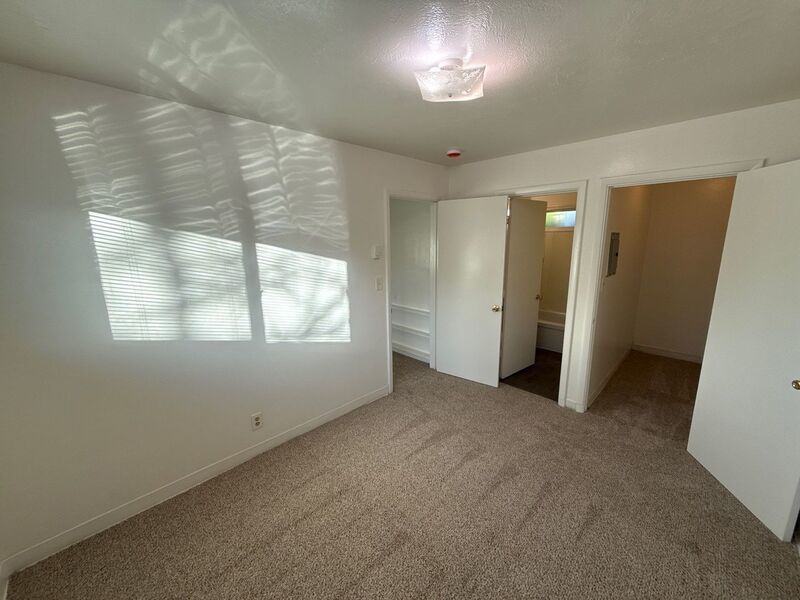 $895 First 3 Months, SE Salem 1 Bed, 1 Bath, Apartment, Laundry On Site, Pet Friendly, AVAILABLE NOW! property image